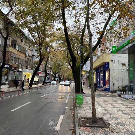 Bliri Myslym Shyri Apartment Tirana Exterior foto