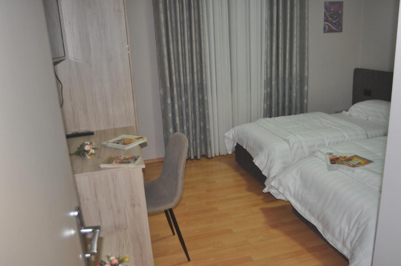 Bliri Myslym Shyri Apartment Tirana Exterior foto