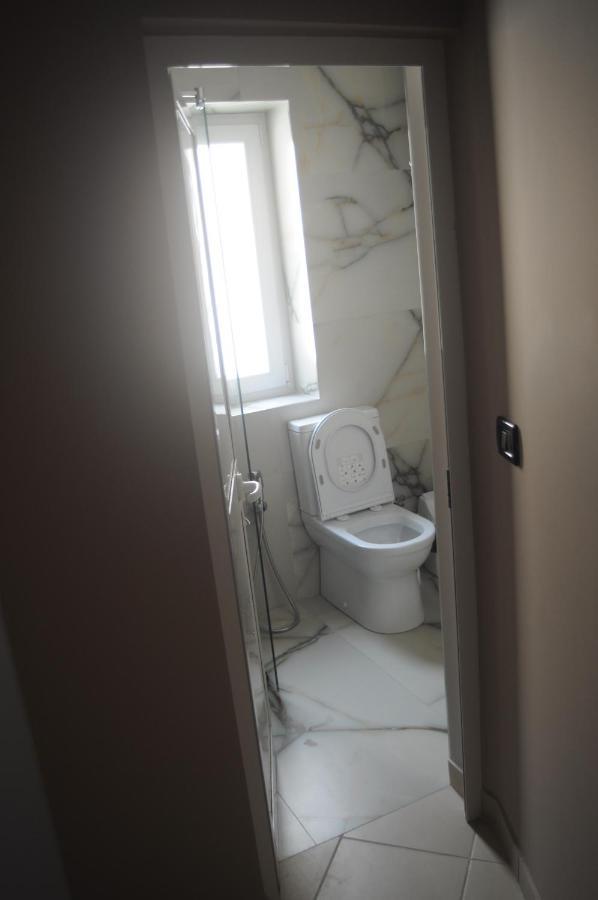 Bliri Myslym Shyri Apartment Tirana Exterior foto