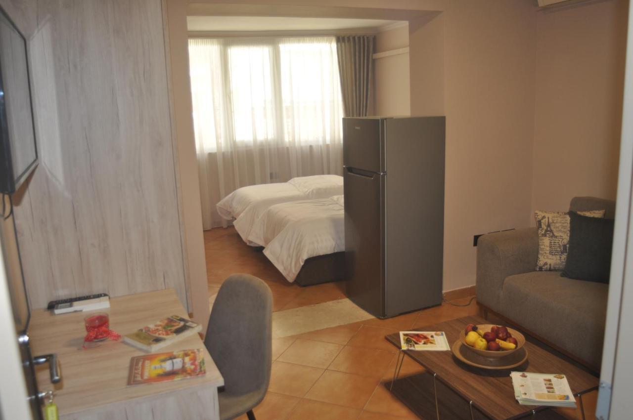 Bliri Myslym Shyri Apartment Tirana Exterior foto