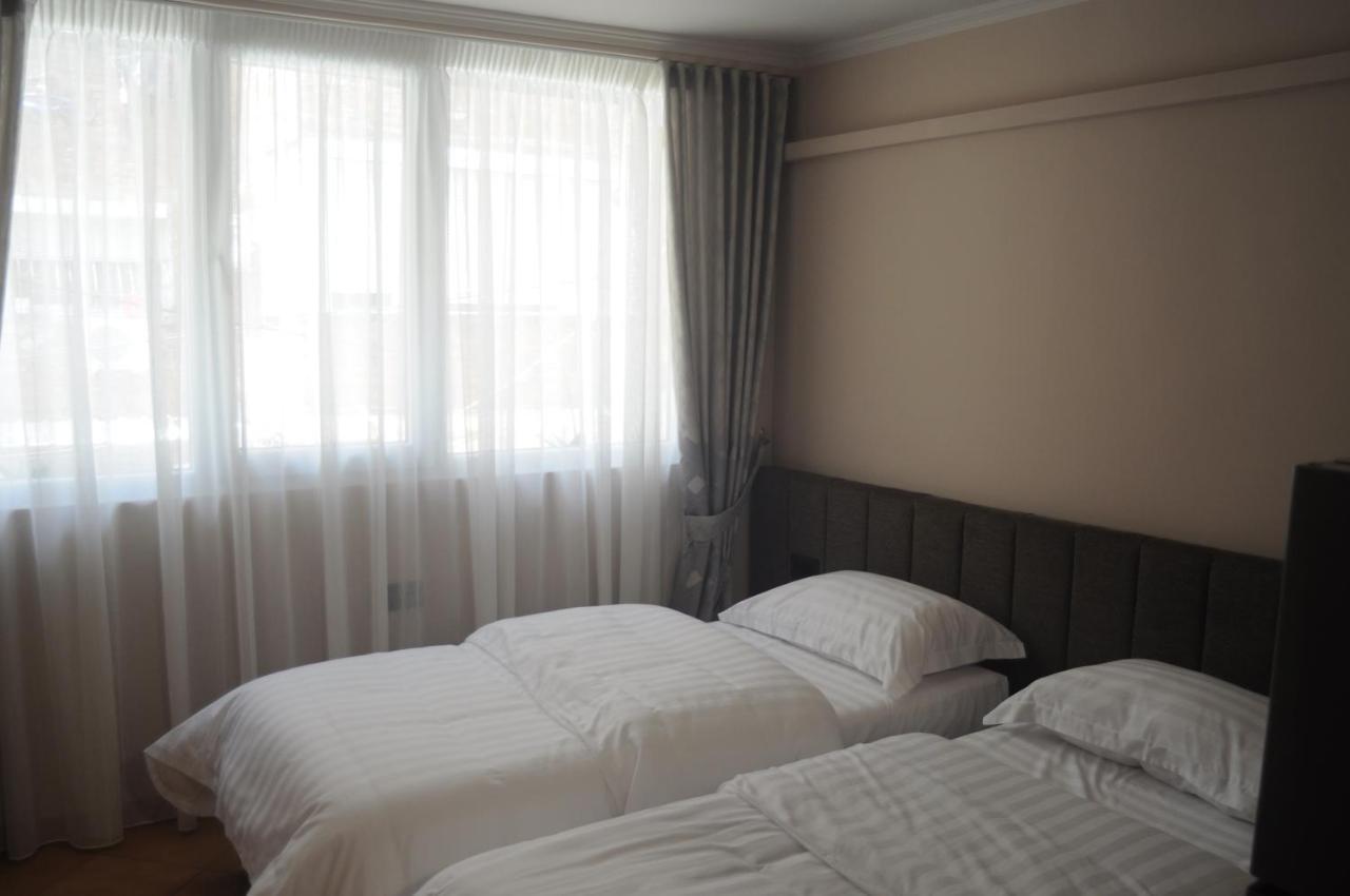 Bliri Myslym Shyri Apartment Tirana Exterior foto