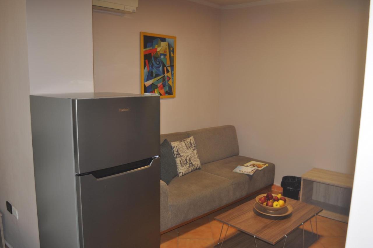 Bliri Myslym Shyri Apartment Tirana Exterior foto
